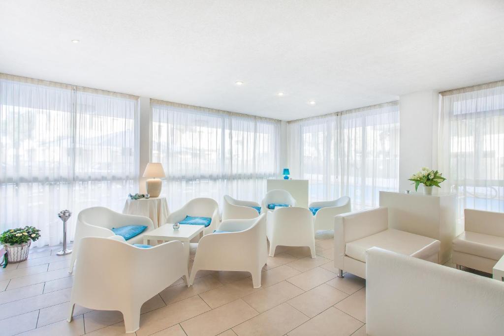 Hotel Mario チェゼナーティコ エクステリア 写真